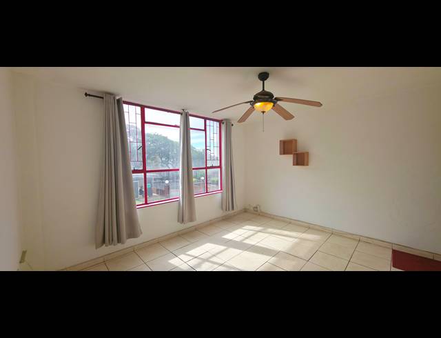 2 BEDROOM APARTMENT FOR SALE IN BULWER